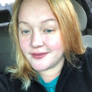 Meet your Posher, Felisha